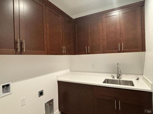 215 Echols Drive, Martinez CA 94553