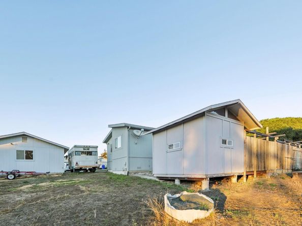 2704 Ridge Road, San Pablo CA 94806