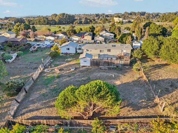 2704 Ridge Road, San Pablo CA 94806