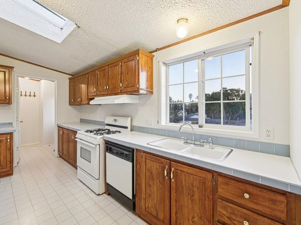 2704 Ridge Road, San Pablo CA 94806