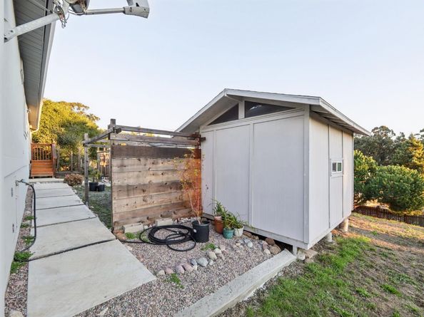 2704 Ridge Road, San Pablo CA 94806