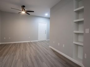 2320 Gracy Farms LN 611, Austin TX 78758