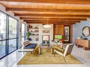 1701 Simond Ave 301, Austin TX 78723