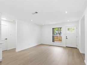 4400 Dovehill DR, Austin TX 78744