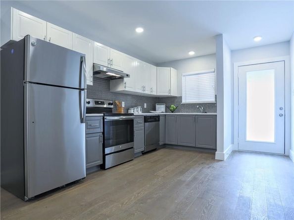 909 Reinli ST 217, Austin TX 78751