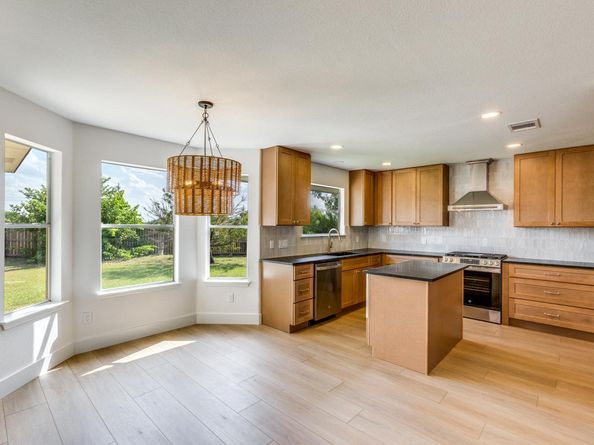 9517 Linkmeadow DR, Austin TX 78748