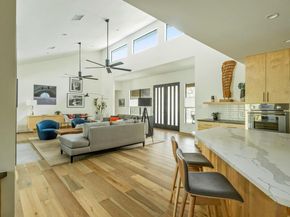 3904 Petra PATH, Austin TX 78731