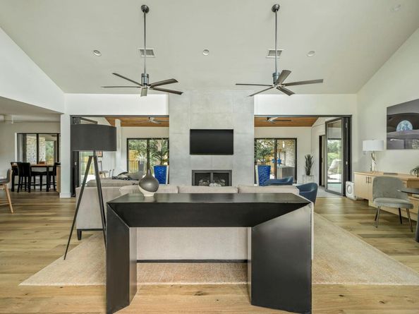 3904 Petra PATH, Austin TX 78731