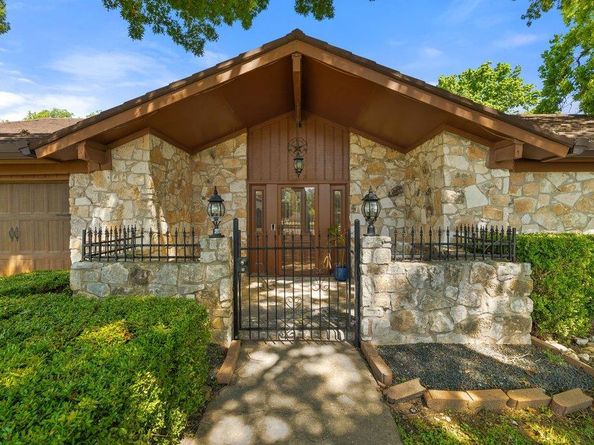 4602 Indian Wells DR, Austin TX 78747