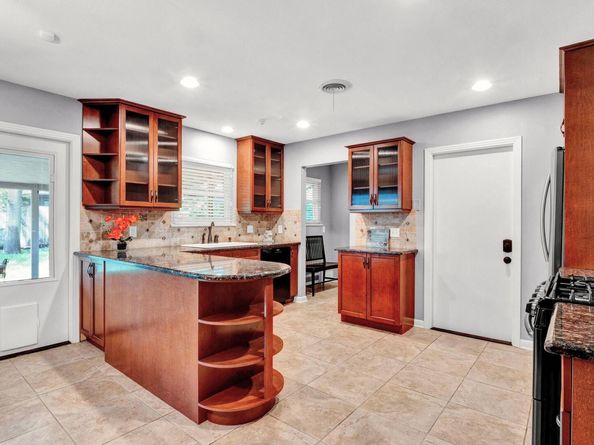 1405 Briarcliff BLVD, Austin TX 78723