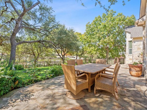 9828 Palmbrook DR, Austin TX 78717