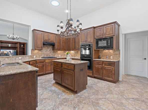 9828 Palmbrook DR, Austin TX 78717