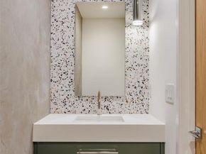 1701 Bartoncliff DR, Austin TX 78704