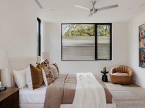 1701 Bartoncliff DR, Austin TX 78704