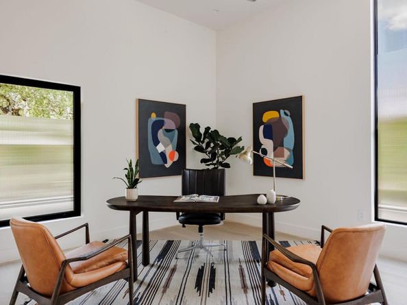 1701 Bartoncliff DR, Austin TX 78704