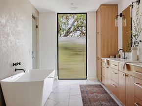 1701 Bartoncliff DR, Austin TX 78704