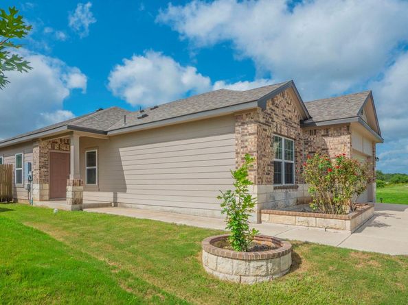 673 Independence Ave, Liberty Hill TX 78642