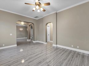 11558 Spicewood PKWY 18, Austin TX 78750