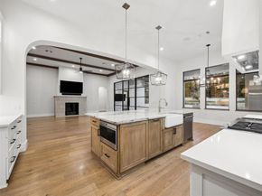 2702 Mountain Laurel DR, Austin TX 78703