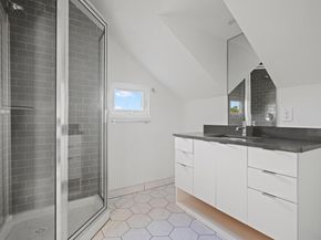 2105 Enfield RD A, Austin TX 78703