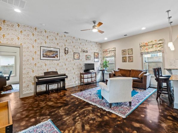 1907 E 20th ST, Austin TX 78722