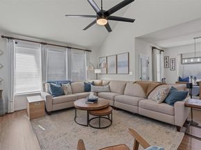 6401 Golden Bough LN, Pflugerville TX 78660