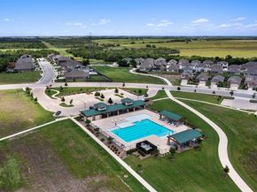 6401 Golden Bough LN, Pflugerville TX 78660