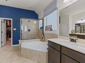 6401 Golden Bough LN, Pflugerville TX 78660