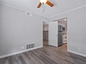 1813 Woodland Ave, Austin TX 78741