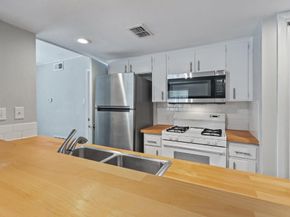 1813 Woodland Ave, Austin TX 78741