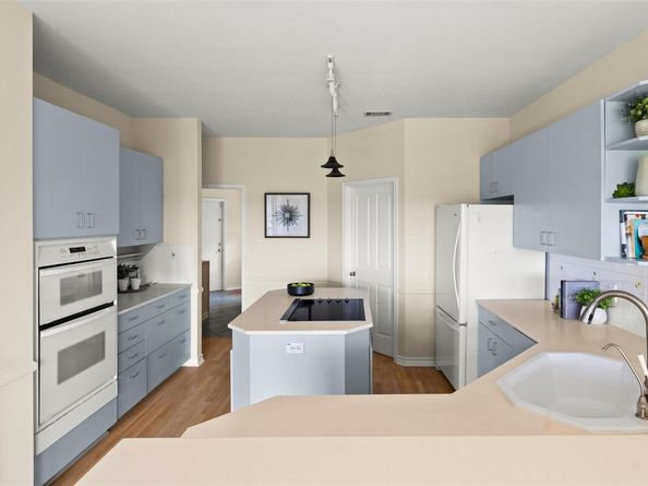 5926 N West PL, Austin TX 78731