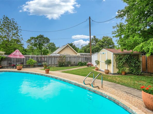 6702 Langston DR, Austin TX 78723