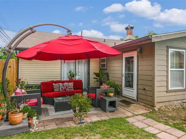 6702 Langston DR, Austin TX 78723