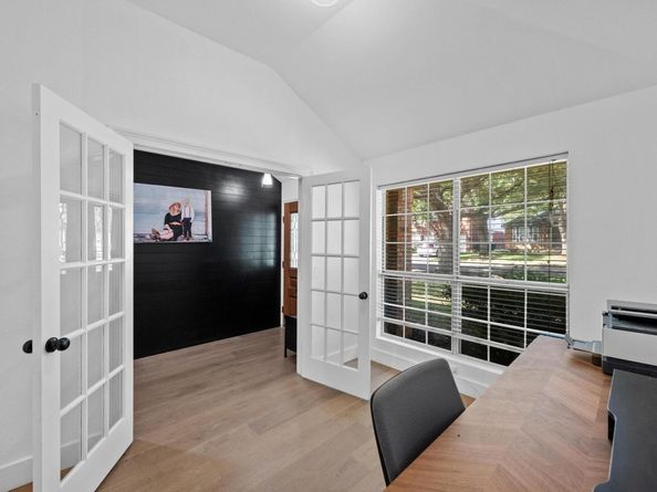 6435 Old Harbor LN, Austin TX 78739