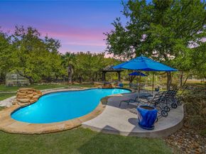 205 W Majestic Oak LN, Georgetown TX 78633