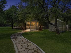205 W Majestic Oak LN, Georgetown TX 78633