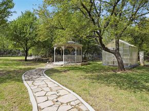 205 W Majestic Oak LN, Georgetown TX 78633