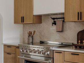 9201 Collingwood DR, Austin TX 78748