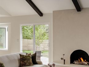 9201 Collingwood DR, Austin TX 78748