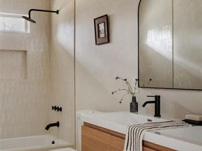 9201 Collingwood DR, Austin TX 78748