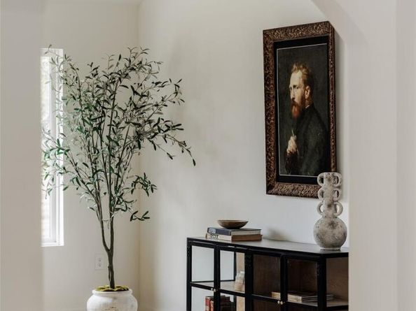 9201 Collingwood DR, Austin TX 78748