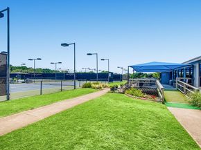 8813 Colberg DR, Austin TX 78749