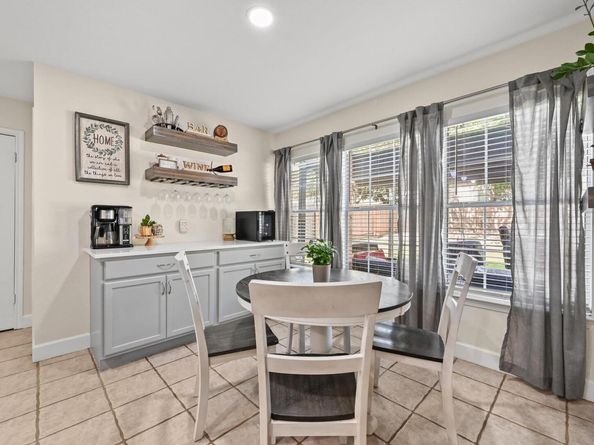 11220 Pickard LN, Austin TX 78748