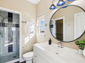 3207 Crystal Falls PKWY, Leander TX 78641