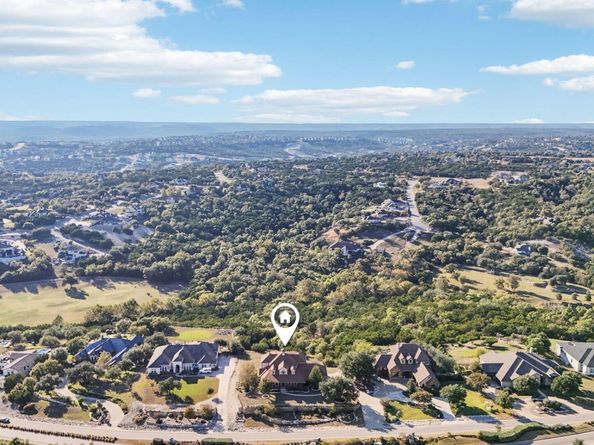 3207 Crystal Falls PKWY, Leander TX 78641