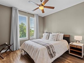 1900 Barton Springs RD 5027, Austin TX 78704