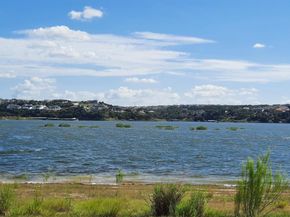 18902 Nicklaus DR, Point Venture TX 78645