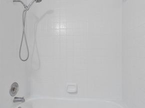 1840 Burton DR 131, Austin TX 78741