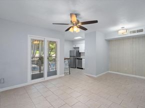 1840 Burton DR 131, Austin TX 78741