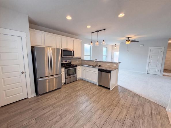 105 Syrah CT, Leander TX 78641